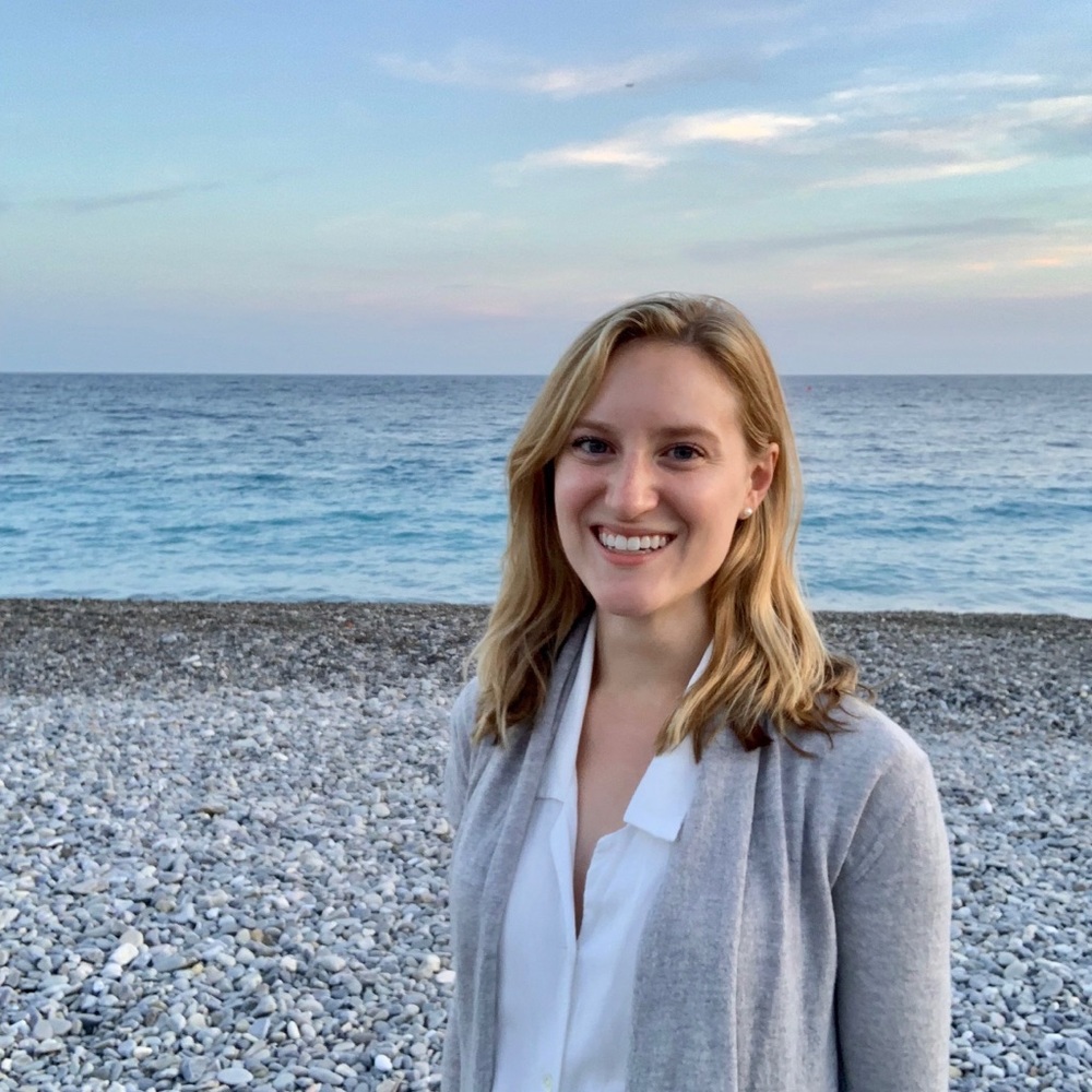 Meet your Posher, Courtney